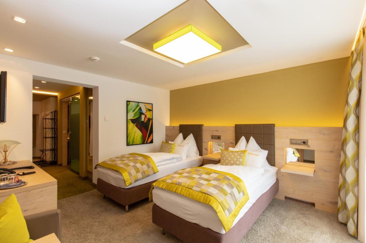 Hotel Neder Ischgl Bagian luar foto